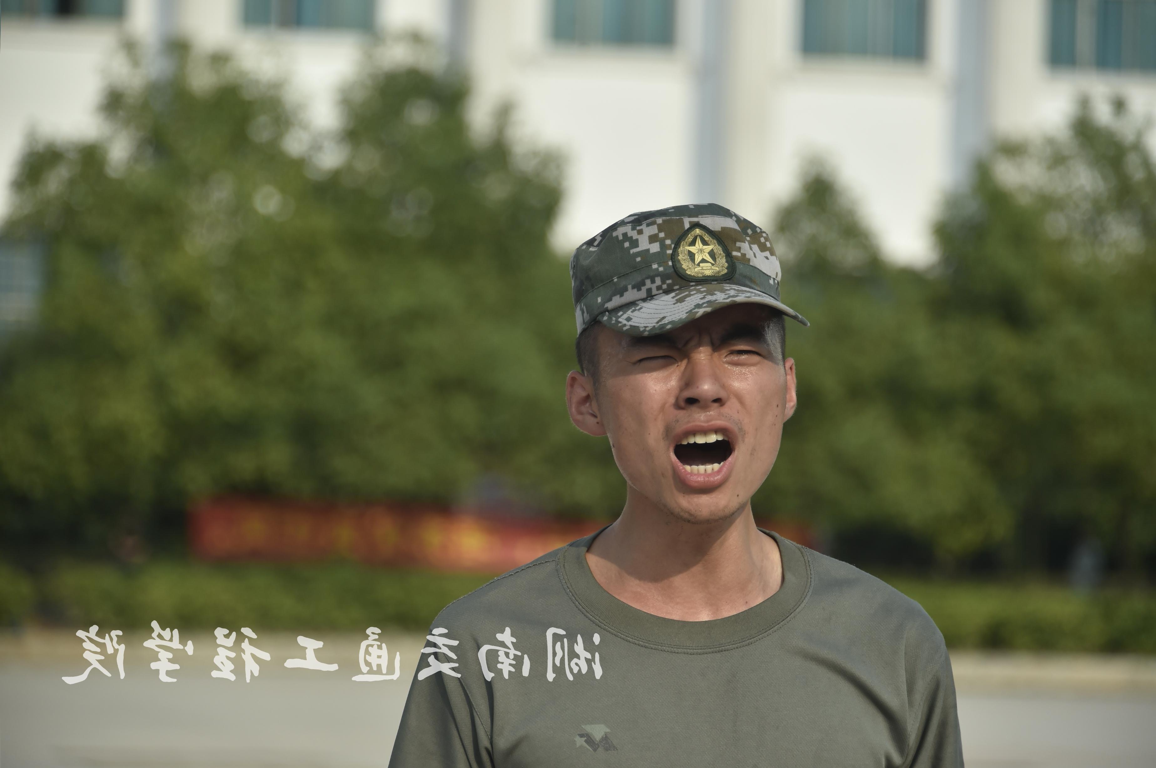 怒吼的青春.JPG