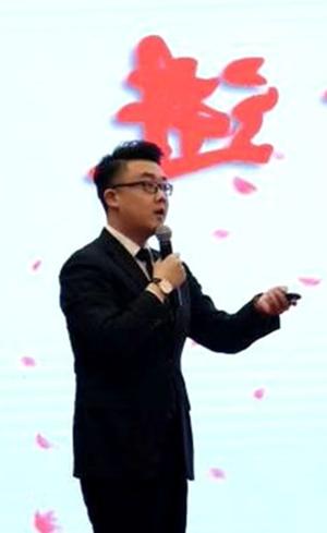 1.李飞_副本.jpg