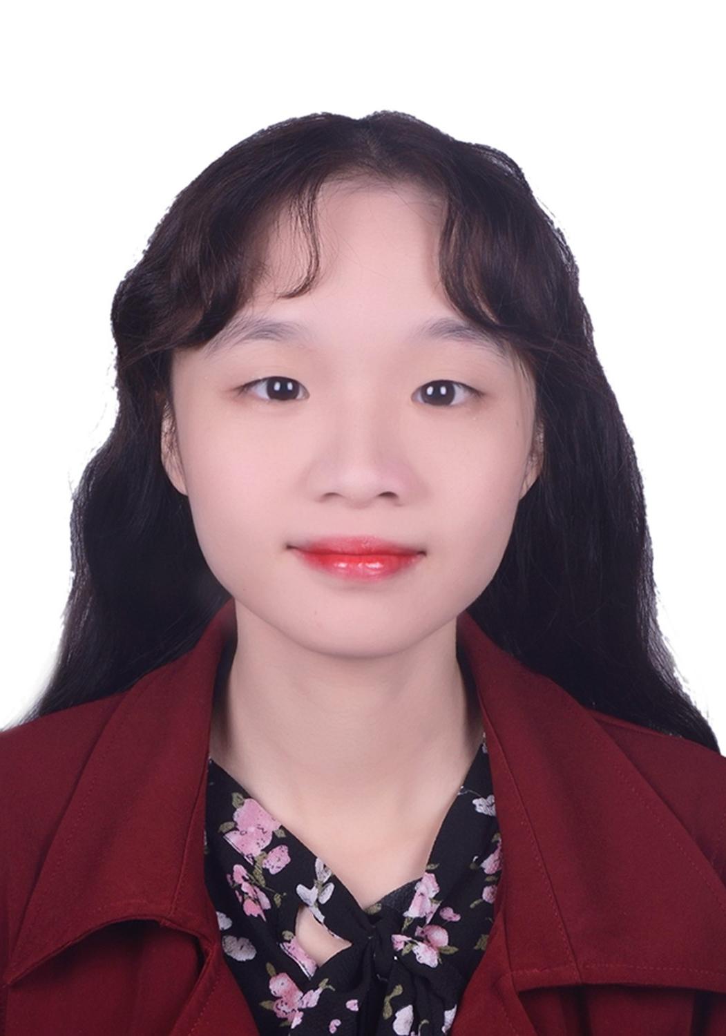 马院张瑜.jpg